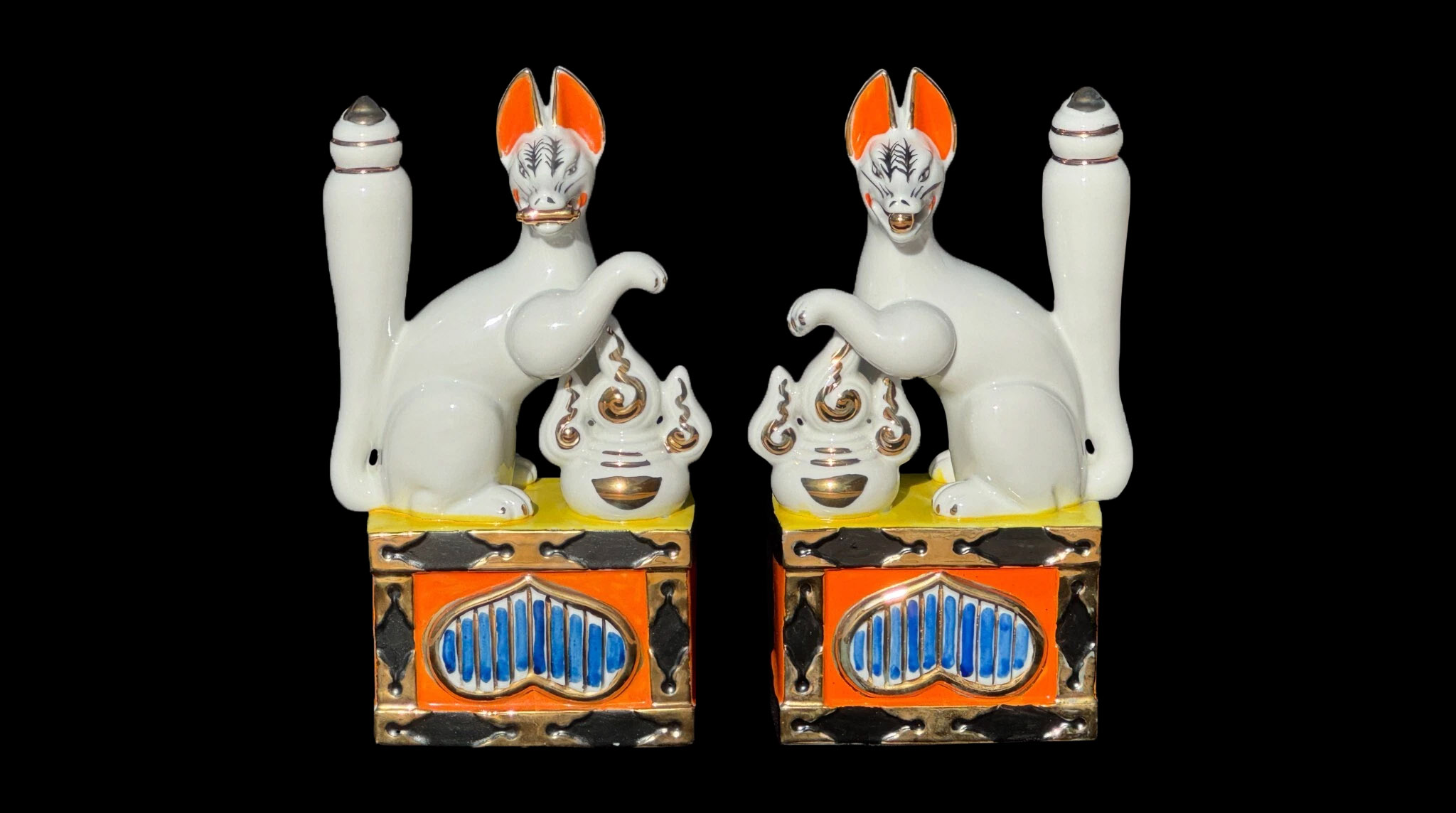 Japanese Inari Foxes as Modern Objects